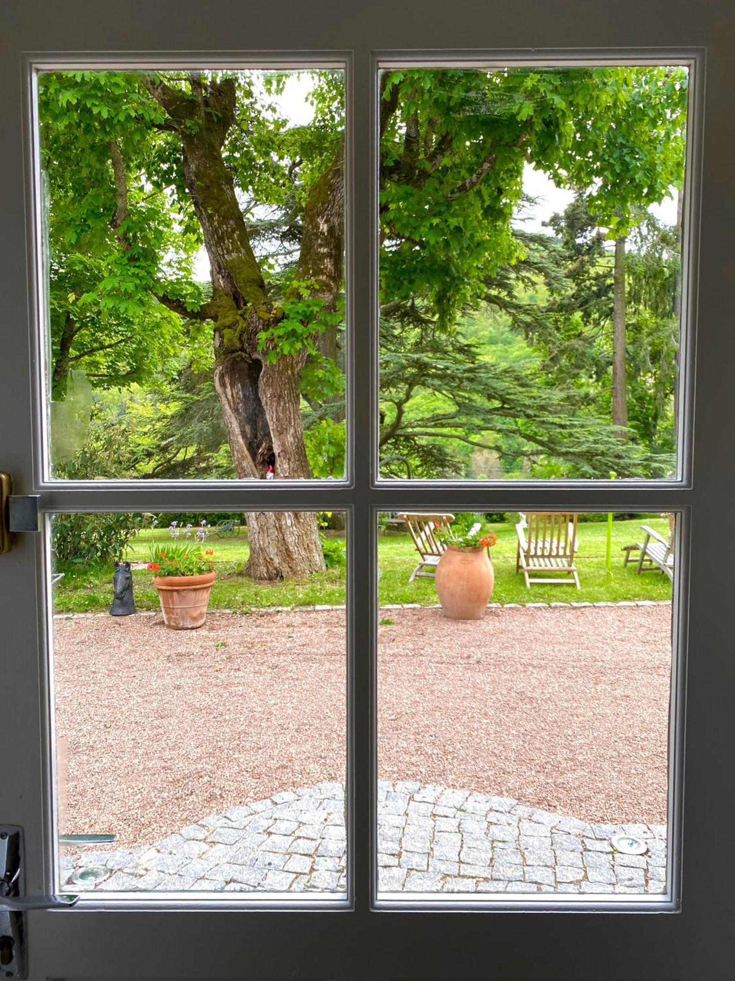 Chateau Des Janroux Julienas Phòng bức ảnh